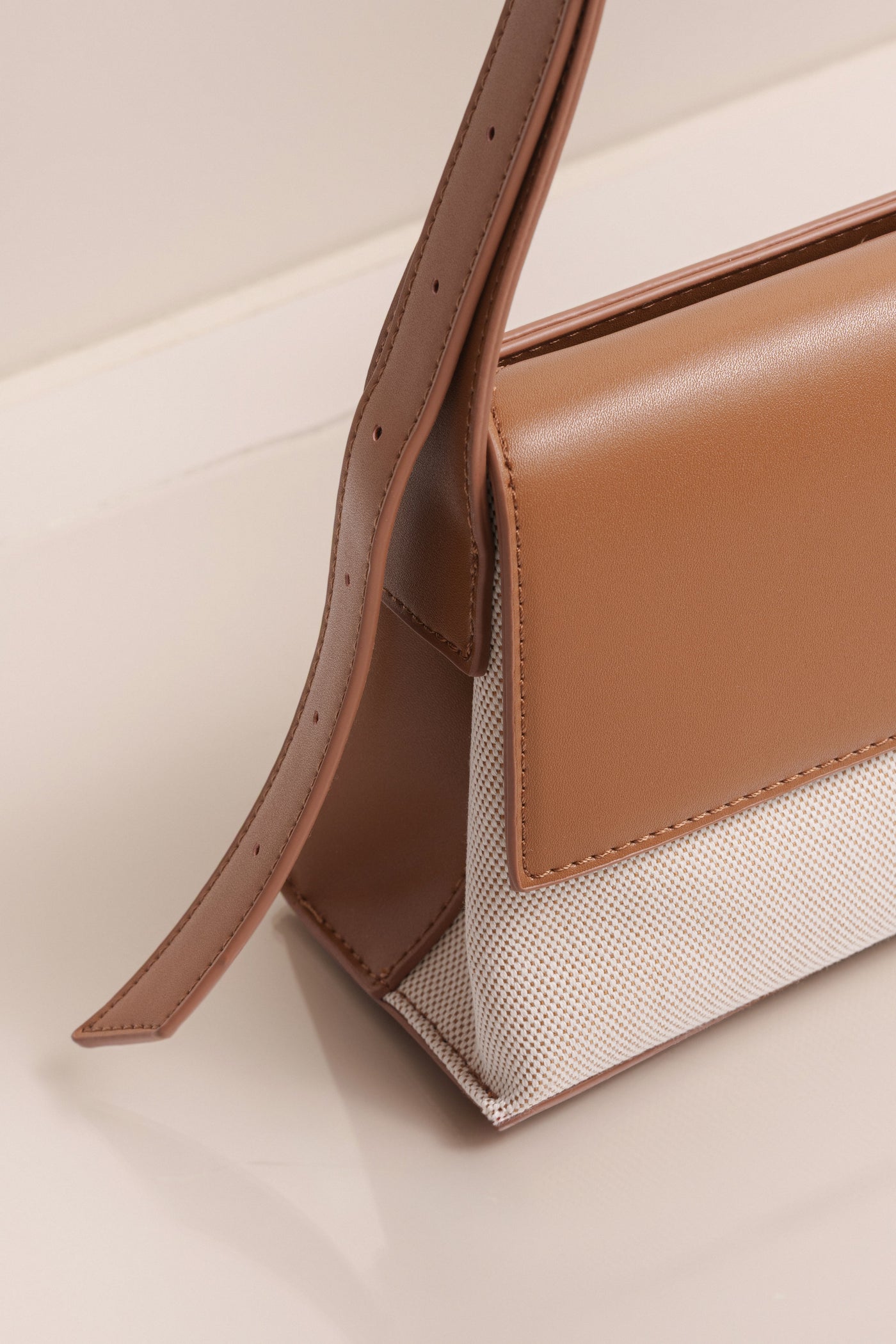 Beige Hudson Shoulder Bag - Velia