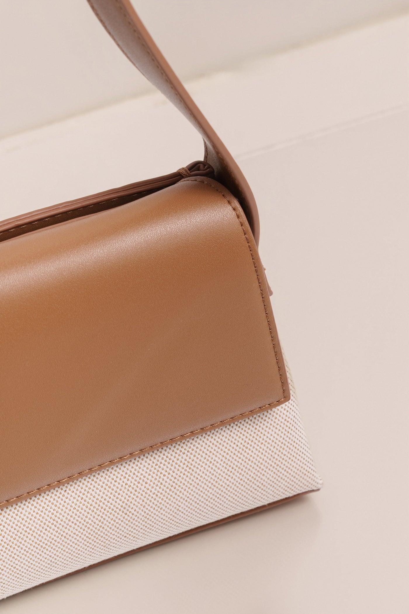 Beige Hudson Shoulder Bag - Velia