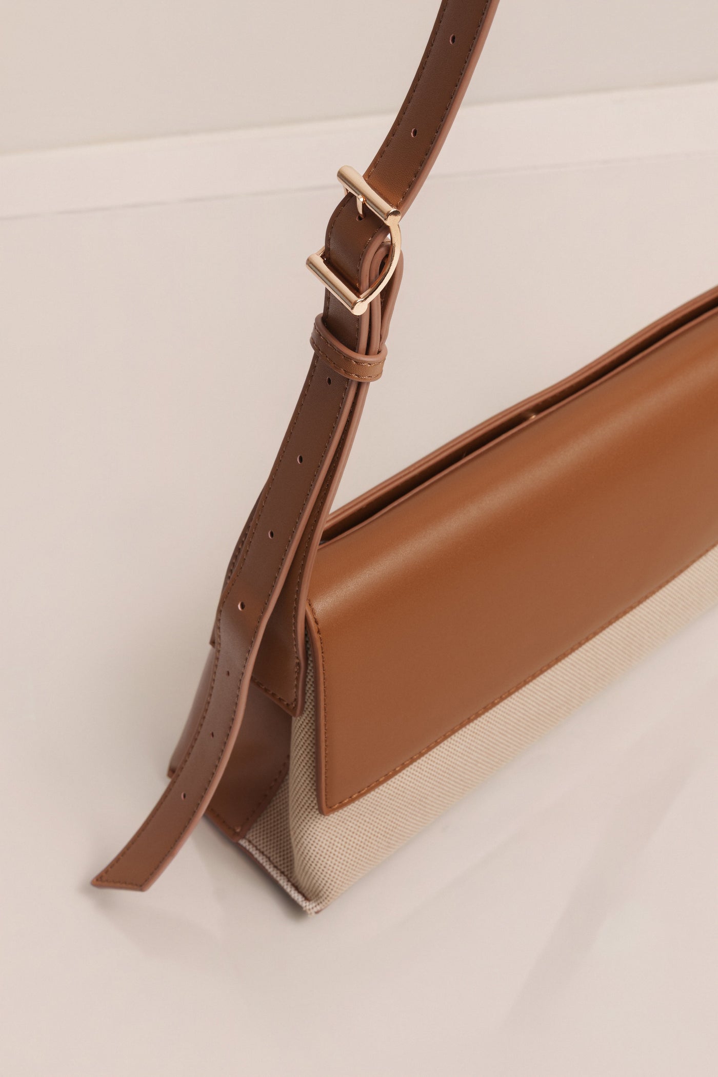 Beige Hudson Shoulder Bag - Velia