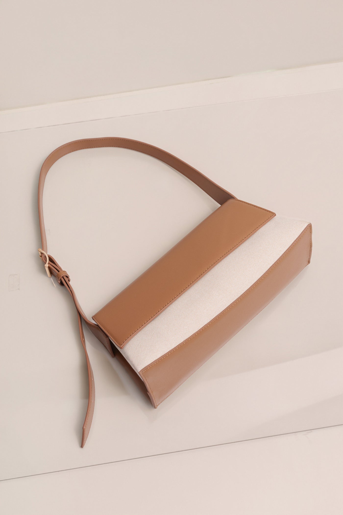 Beige Hudson Shoulder Bag - Velia