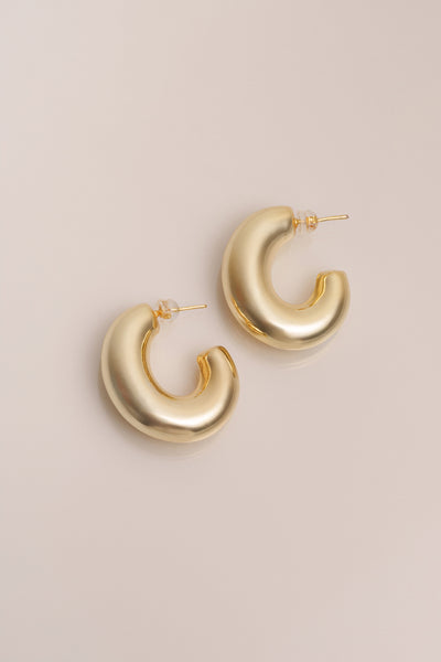 Gold Kassie Hoop Earrings - Velia
