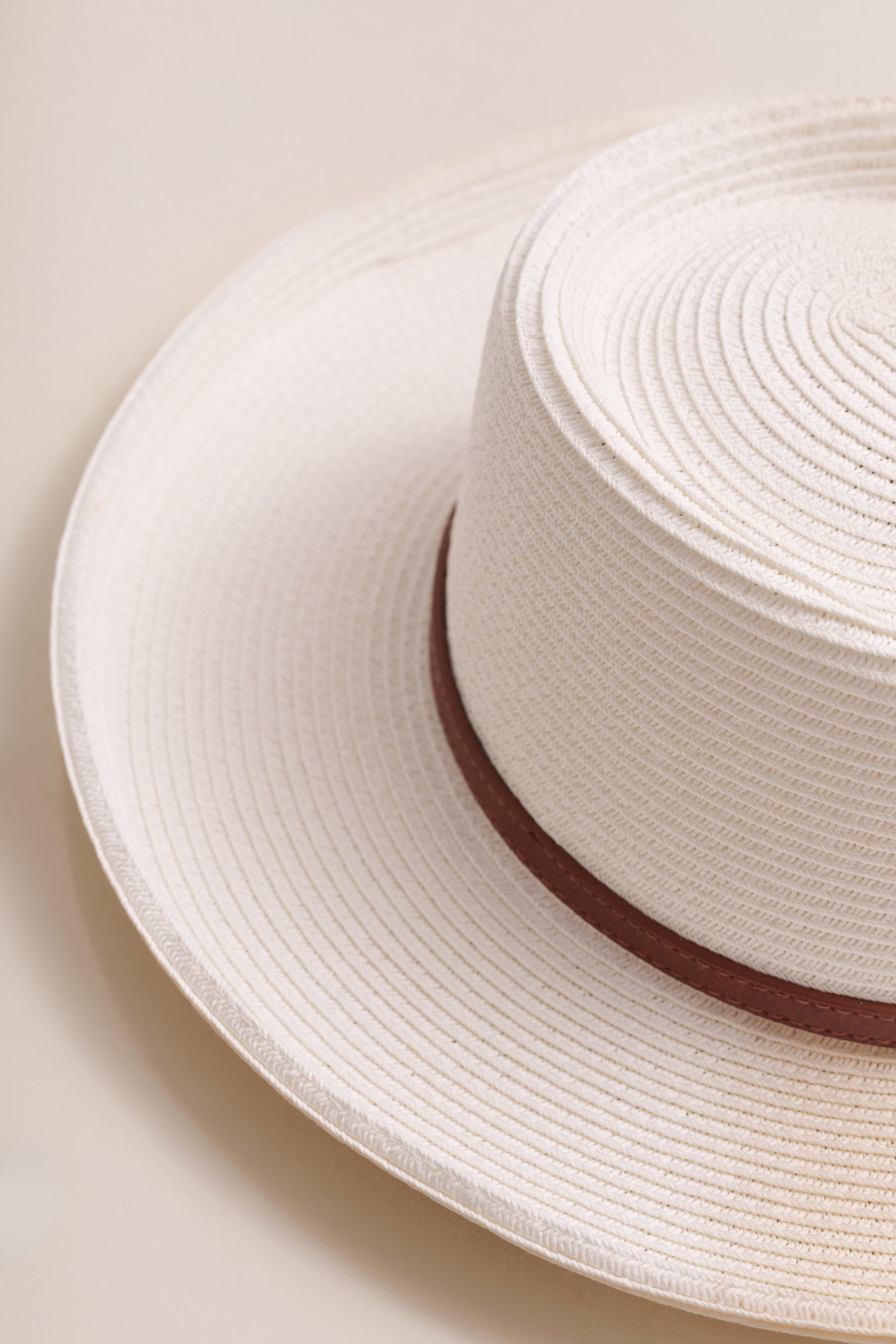 White Sunrise Dunes Hat - Velia