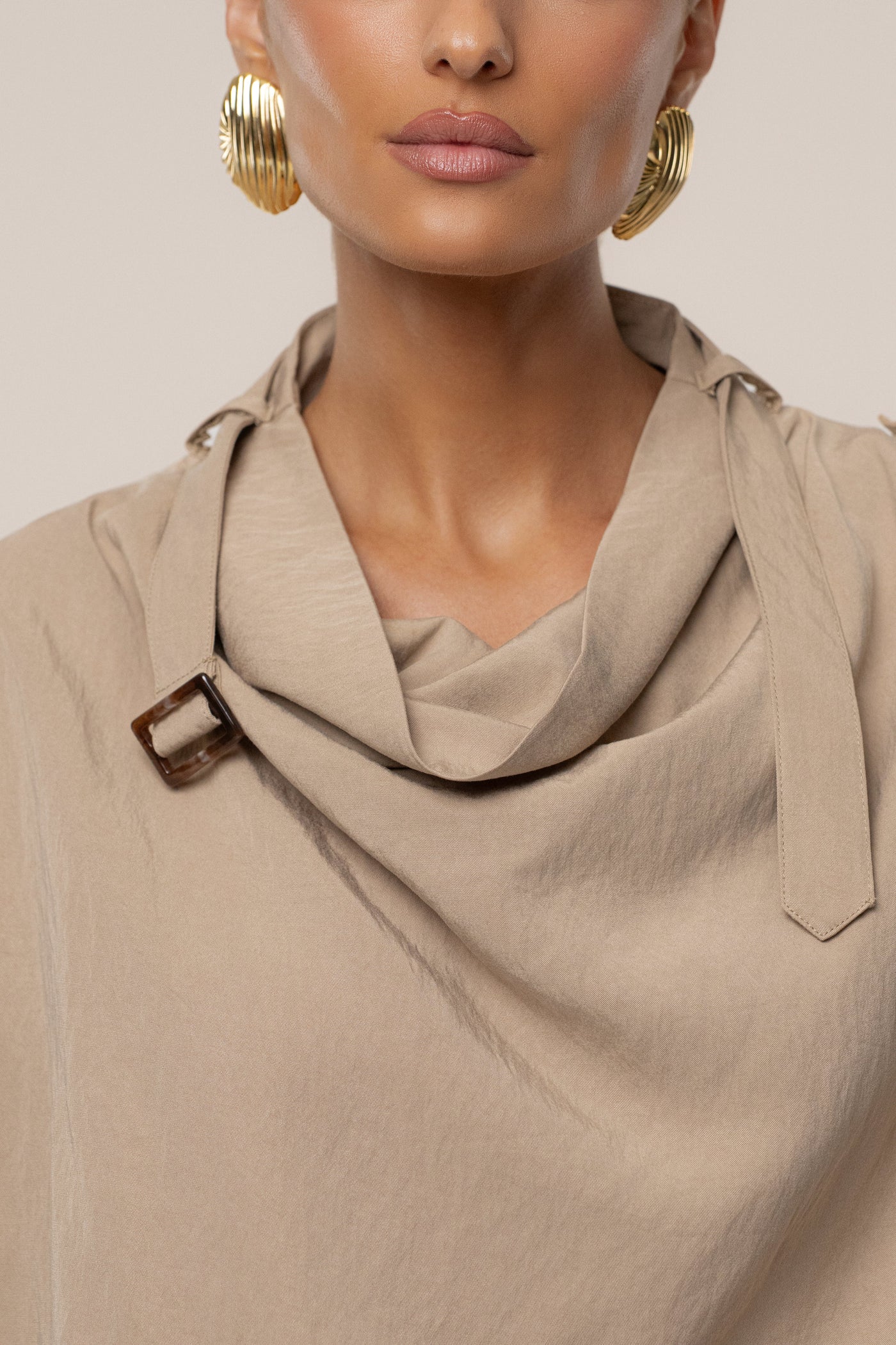 Beige Wanderlust Crop Top - Velia