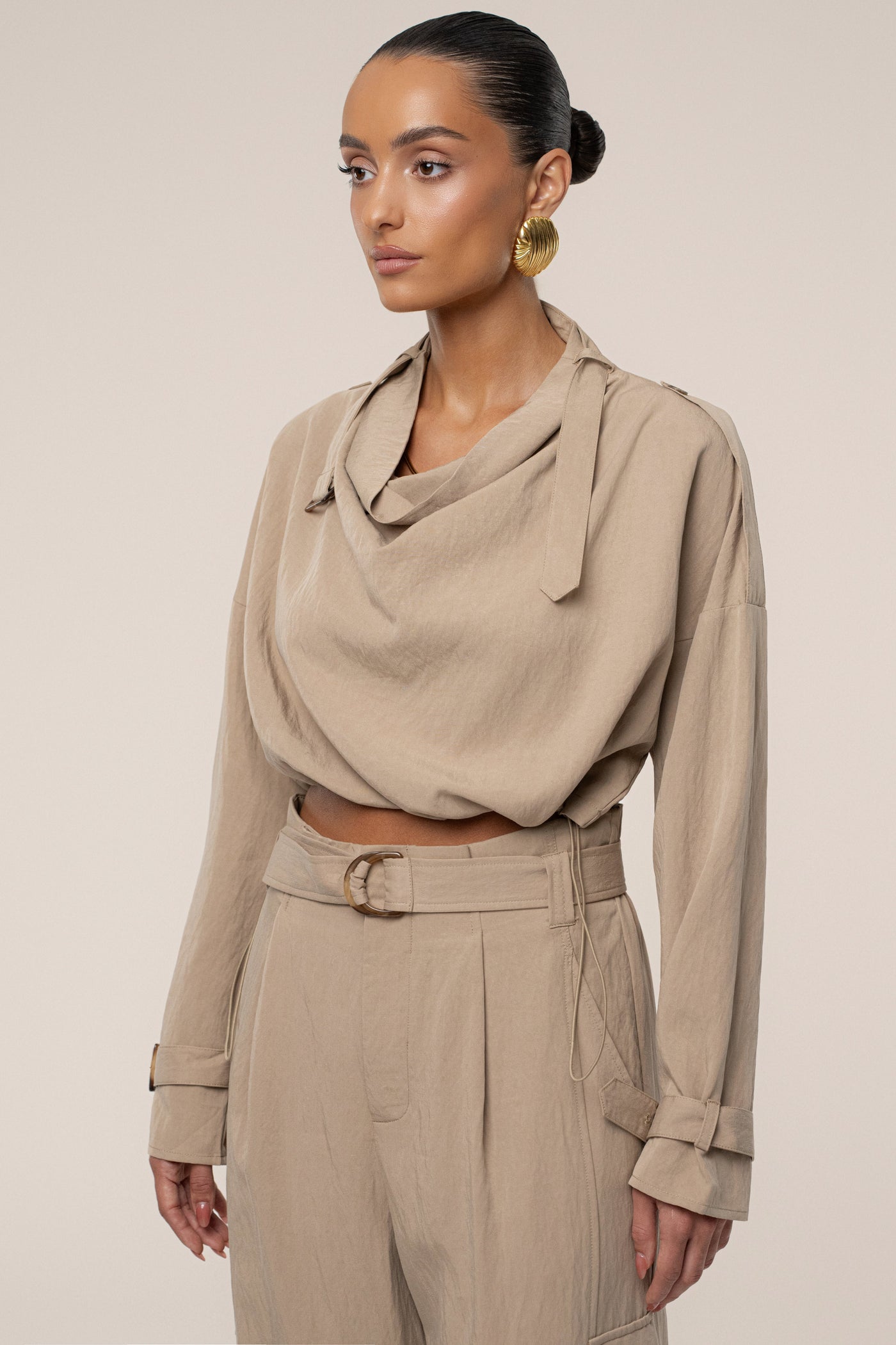 Beige Wanderlust Crop Top - Velia