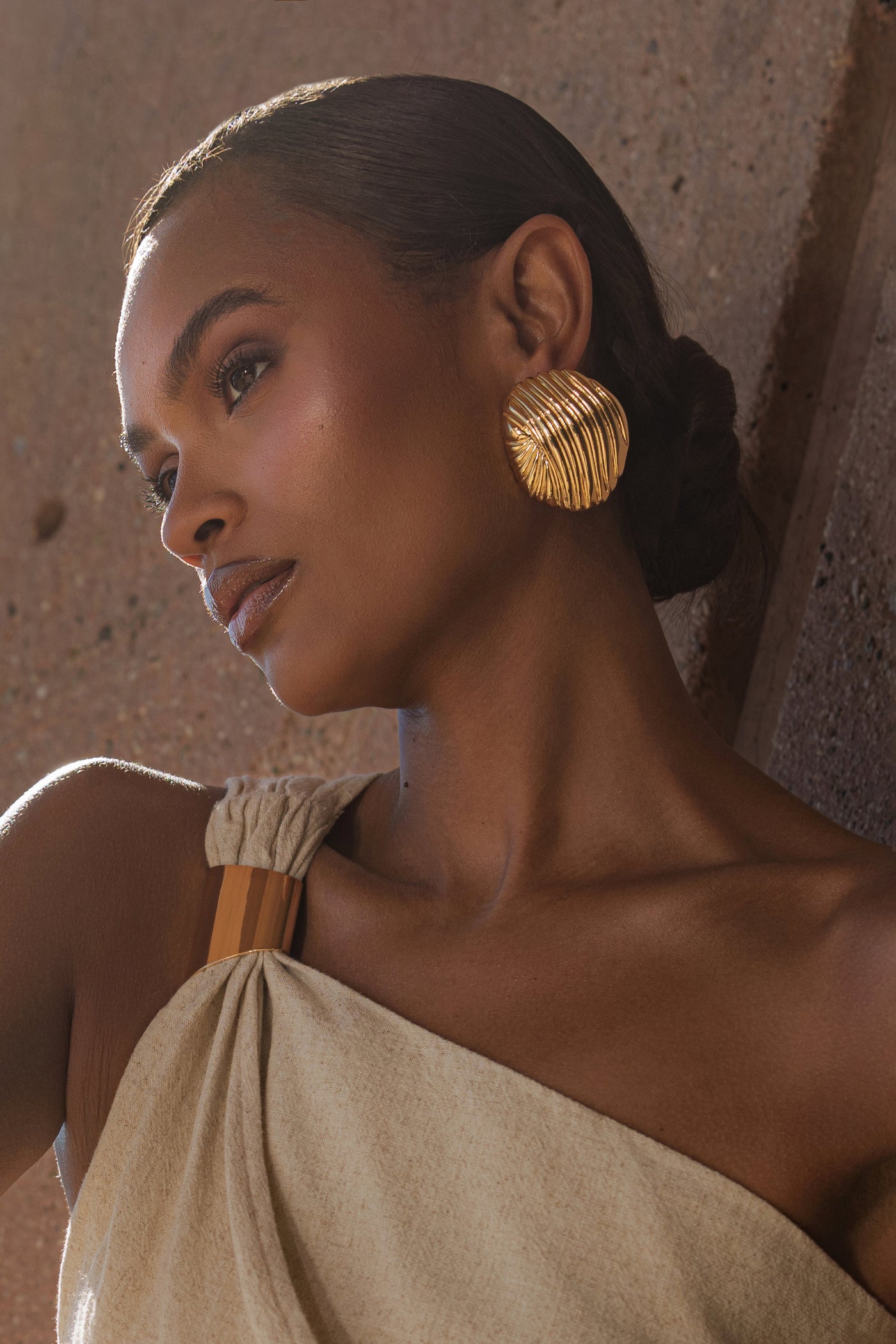 Gold Lagoon Earrings - Velia