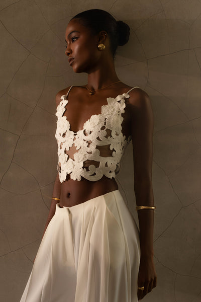 White Anahi Embroidered Top - VELIA